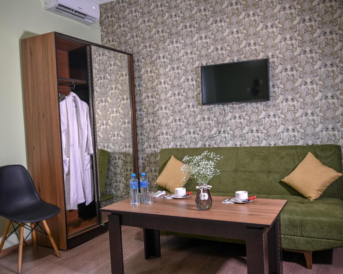 Sofia Hotel Yerevan Exterior photo